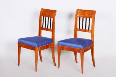 1949 Pair of chairs