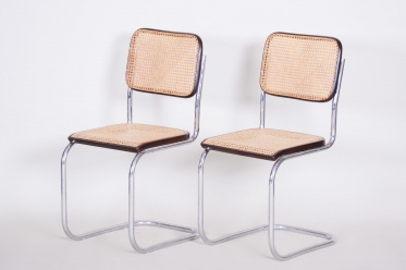 2033 Pair of chairs