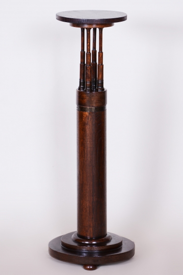 2431 Pedestal