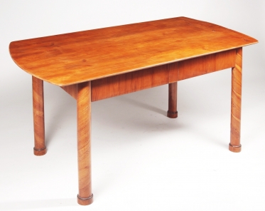 038 Table
