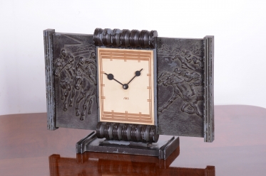 4198 Table clocks