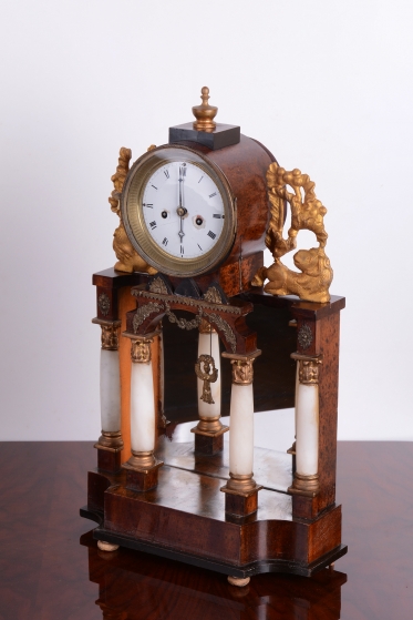 4283 H1/H160 - Portálové čtyřsloupové hodiny