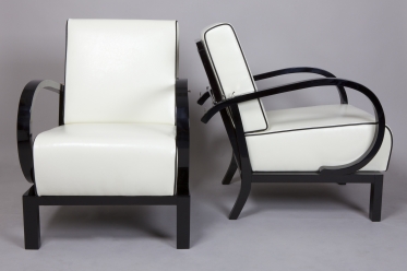 646 Couple of adjustable arm-chairs
