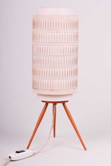 1365 V1 - Stolní lampa