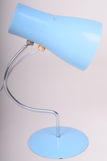 1451 V1 - Stolní lampa