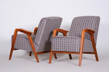 1975 Pair of armchairs