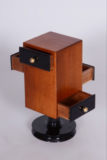 2611 Jewelry box</br>
Rotating watch case