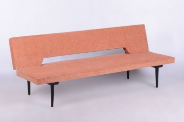 2614 N - Sofa Navrátil
