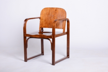 3725 Armchair