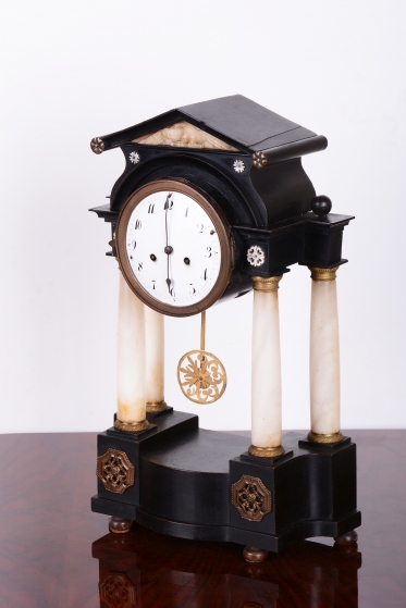 4284 H1/H161-Portálové čtyřsloupové hodiny