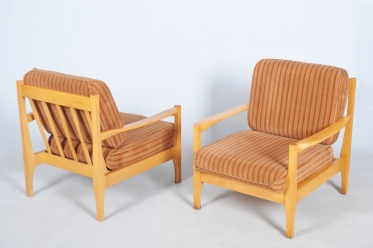4707 Pair of armchairs