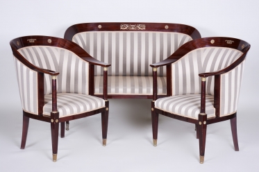 928 P12 - Sedací souprava - sofa + pár křesel